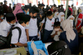 Vaksinasi Anak Usia 6-11 Th Bersama TNI AL di KRI Surabaya-591