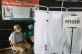 Vaksinasi Booster Covid-19 di Puskesmas Kecamatan Kramat Jati