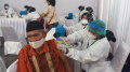 vaksinasi-covid-19-bersama-ivan-gunawan_20210731_115948.jpg