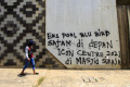 vandalisme-di-jembatan-layang-laluan-madani-batam_20220808_190301.jpg