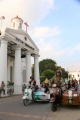 Vespa Klasic Menemani Wisata Kota Lama Semarang