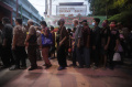  Vihara Dharma Bhakti Petak Sembilan Bagikan Takjil Gratis