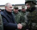 Vladimir Putin Kunjungi Pusat Pelatihan Pasukan Cadangan