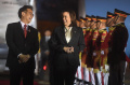 wapres-as-kamala-harris-tiba-di-indonesia_20230906_124257.jpg