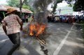 Warga Demo, Aparat Represif