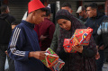 Warga Gaza Sambut Ramadan di Tengah Serangan Israel