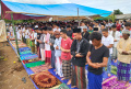 Warga Korban Gempa Cianjur Salat Jumat di Lapangan Terbuka