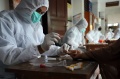 Warga Petamburan Jalani Rapid Test