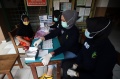 Warga Petamburan Jalani Rapid Test
