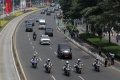 warga-sambut-iring-irigan-paus-fransiskus-di-jakarta_20240903_134000.jpg
