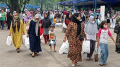 warga-serbu-pasar-rakyat-dan-bazar-umkm-bumn-di-tangerang_20220616_163204.jpg