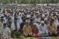 Warga Shalat Ied di Lapangan Merdeka Balikpapan