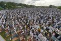 Warga Shalat Ied di Lapangan Merdeka Balikpapan