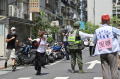 Warga Taiwan Latihan Simulasi Serangan Udara