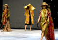 Warna Alam Namira Ecoprint Tampil di Surabaya Fashion Parade 2022