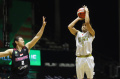 West Bandits Combiphar Solo Taklukkan Rans PIK Basketball Club