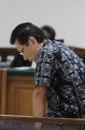 willy-sebastian-lim-jalani-sidang-tuntutan_20150715_173937.jpg