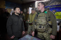 zelensky-kepertahanan-garis-depan-pertempuran-di-kupyansk_20240220_084943.jpg