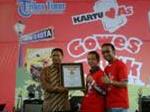 telkomsel.jpgtribun_timur.jpg
