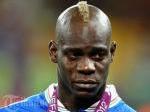 Balotelli_menangis_edit.jpgBalotelli_Kecewa_Edit.jpgPirlo_dan_Balzaretti_menangis_edit.jpgPemain_Italia_kecewa_edit.jpgPemain_Italia_kecewa_lagi_edit.jpg