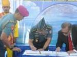 Pelepasan_KRI_Dewaruci_1.jpg<pf>Pelepasan_KRI_Dewaruci_2.jpg<pf>Pelepasan_KRI_Dewaruci_3.jpg