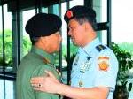 Marsekal_Madya_TNI_Dede_Rusamsi_Jabat_Kasum_TNI22.jpgMarsekal_Madya_TNI_Dede_Rusamsi_Jabat_Kasum_TNI31.jpgMarsekal_Madya_TNI_Dede_Rusamsi_Jabat_Kasum_TNI41.jpgMarsekal_Madya_TNI_Dede_Rusamsi_Jabat_Kasum_TNI51.jpgMarsekal_Madya_TNI_Dede_Rusamsi_Jabat_Kasum_TNI6.jpg