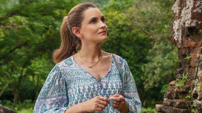 A Tourist's Guide to Love