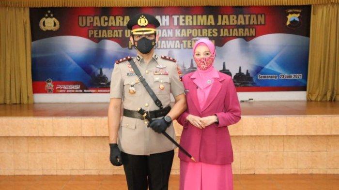 AKBP. Faisal Febrianto bersama sang istri.
