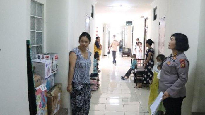 Kayanma Polda Bali AKBP Sindar Sinaga, S.P dan Tim dalam penilaian di Lingkungan Kantor dan Asrama Polisi Polres Klungkung