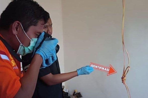 ASN berinisial GM ditemukan tewas tergantung di rumahnya di Baubau.