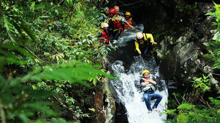 Baturraden Adventure Forest, Purwokerto, Jawa Tengah.