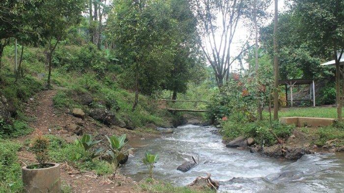Curug Winong, Wonosobo, Jawa Tengah.