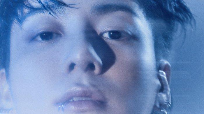 Duet Maut Jungkook BTS dan Jack Harlow, Teaser '2D' Untuk Single Solo '3D' si Bontot BTS Rilis