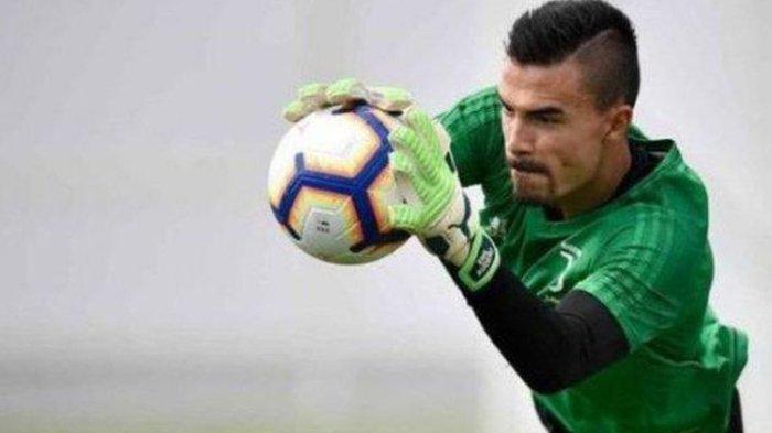 Kiper Sampdoria Emil Audero Mulyadi.