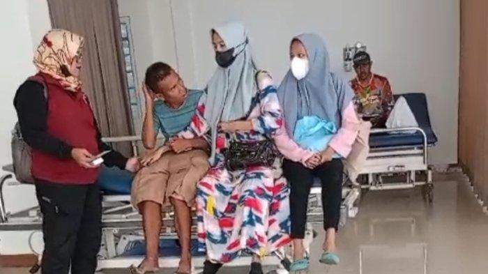 Erik, saat berhasil dievakuasi ke RSMM Kota Bogor, Sabtu (2/9/2023).