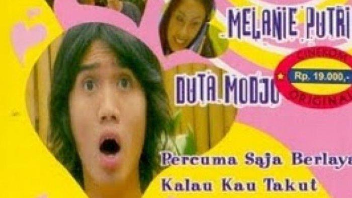 Film - Tak Biasa (2004)