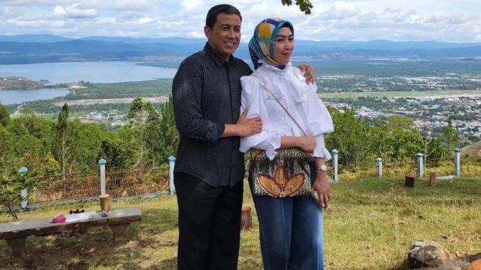 Foto Komjen Ahmad Dofiri bersama istri tercinta, Ny. Diana.