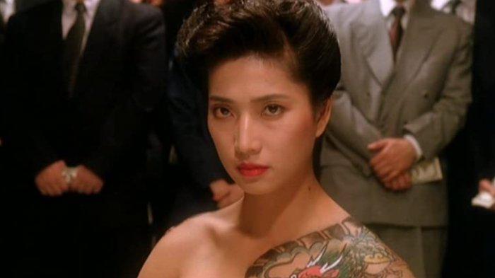 Cuplikan adegan dalam film God of Gamblers.