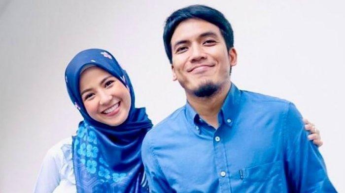 Sebuah video curhatan Natasha Rizky kepada KH Quraish Shihab dan Najwa Shihab soal rumah tangganya dengan Desta kembali menjadi sorotan.