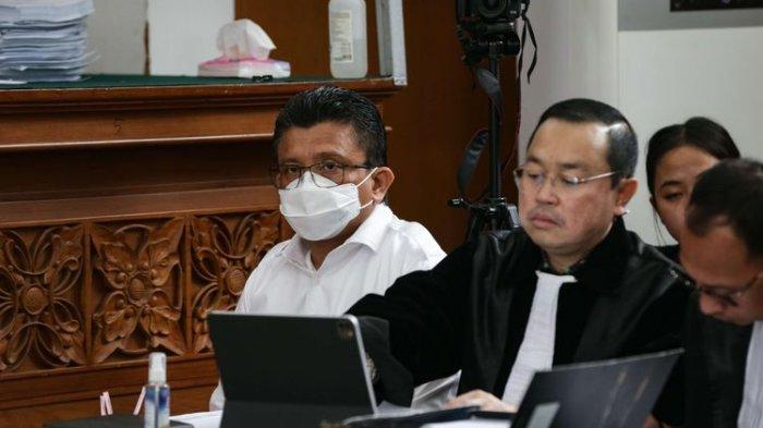 Terdakwa kasus pembunuhan berencana Brigadir Nofriansyah Yosua Hutabarat atau Brigadir J, Ferdy Sambo menjalani sidang di Pengadilan Negeri Jakarta Selatan, Senin (19/12/2022). Sidang kali ini mendengarkan keterangan saksi ahli.