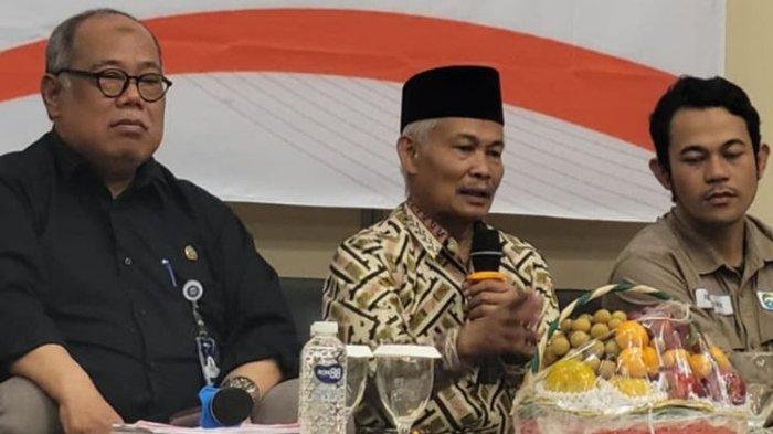Sekretaris Umum MUI Jawa Barat, Rafani Achyar saat menghadiri diskusi Tanggap Bencana di Kota Bandung, Jawa Barat, Selasa (6/12/2022).