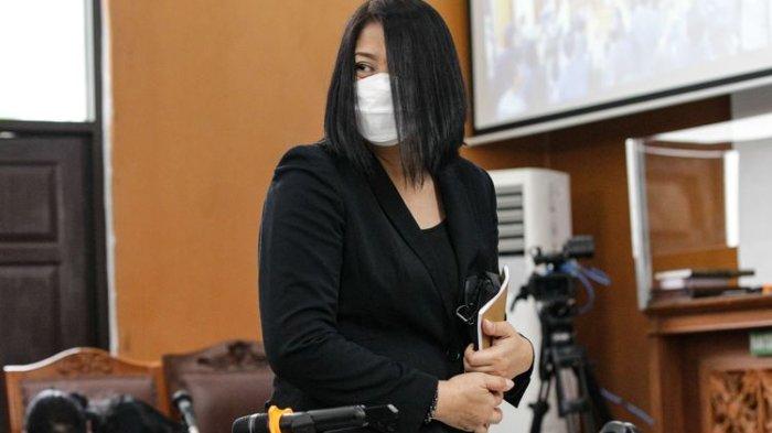 Terdakwa pembunuhan berencana terhadap Nofriansyah Yosua Hutabarat atau Brigadir J, Putri Candrawathi menjalani sidang di Pengadilan Negeri Jakarta Selatan, Kamis (20/10/2022). Agenda sidang adalah tanggapan Jaksa Penuntut Umum atas eksepsi penasehat hukum terdakwa.