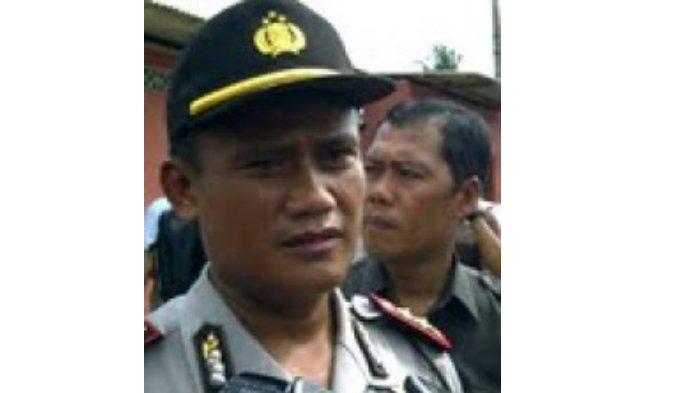 Kombes. Pol. Asep Ahdiatna ketika masih menjabat sebagai Kapolres Bangka pada Juli 2011.