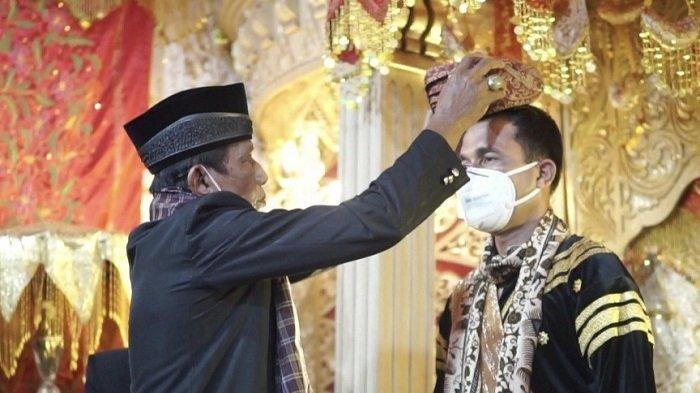Pemberian gelar kepada Kapolresta Padang Kombes Pol Imran Amir, Sabtu (18/9/2021)