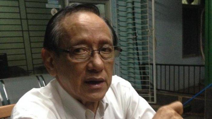 Nugraha Besoes, Sekjen PSSI tiga periode 1983-1991, 1991-1999, dan 2003-2011. Pria kelahiran Jakarta, 4 Juli 1941 tersebut, dikabarkan meninggal dunia pada usia 81 tahun di Rumah Sakit Pusat Otak Nasional (PON), Jakarta Timur akibat penyakit stroke yang dideritanya, pada Senin (6/2/2023).