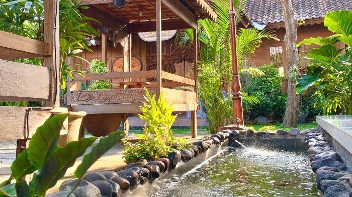 Omah Eyang Resto, Klaten, Jawa Tengah.