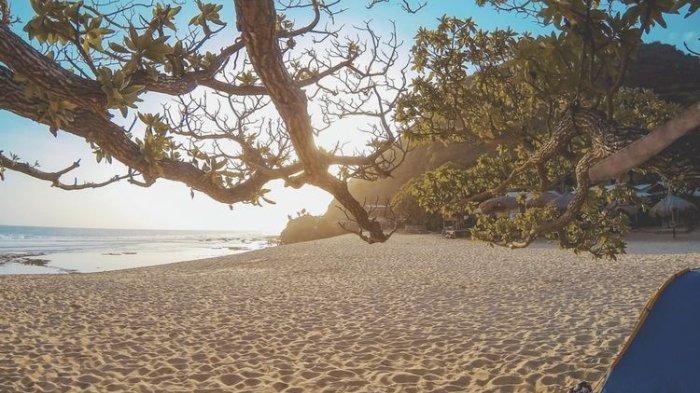 Pantai Pok Tunggal, Yogyakarta.