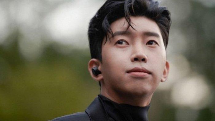 Penyanyi Trot Lim Young Woong