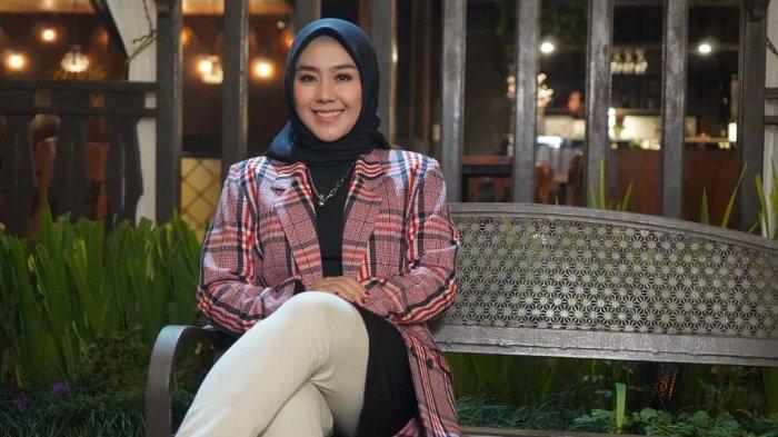 Penyanyi dangdut dan lagu religi Gita KDI