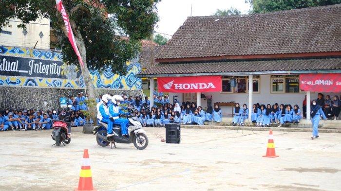 Program “Safety Riding Goes to School”